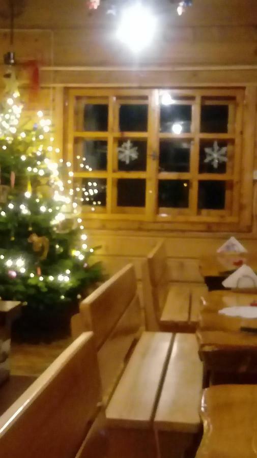 Goralska Czarcia Chata Pod Jalowcem Stryszawa Luaran gambar